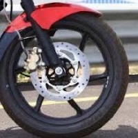 Pulsar 220 deals mag wheel price