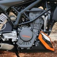 Ktm duke 200 top engine guard price